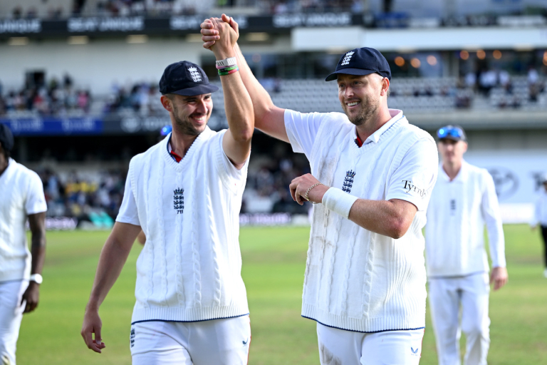 England v Pakistan - 1st Rothesay Test Match: Day One