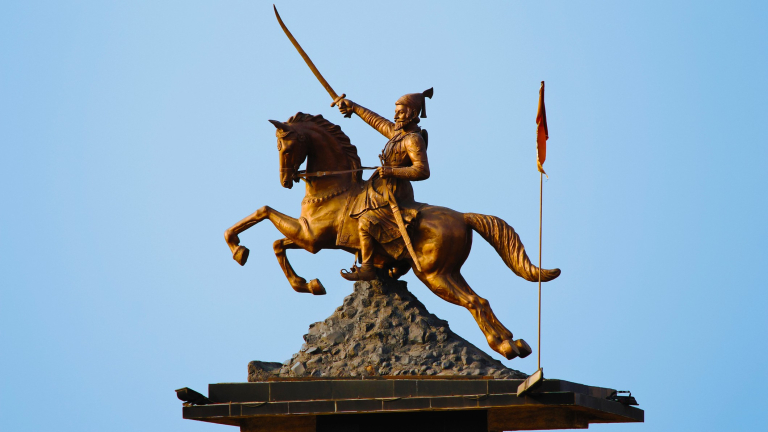 Chatrapati Shivaji Maharaj statue, Katraj, Pune, Maharashtra